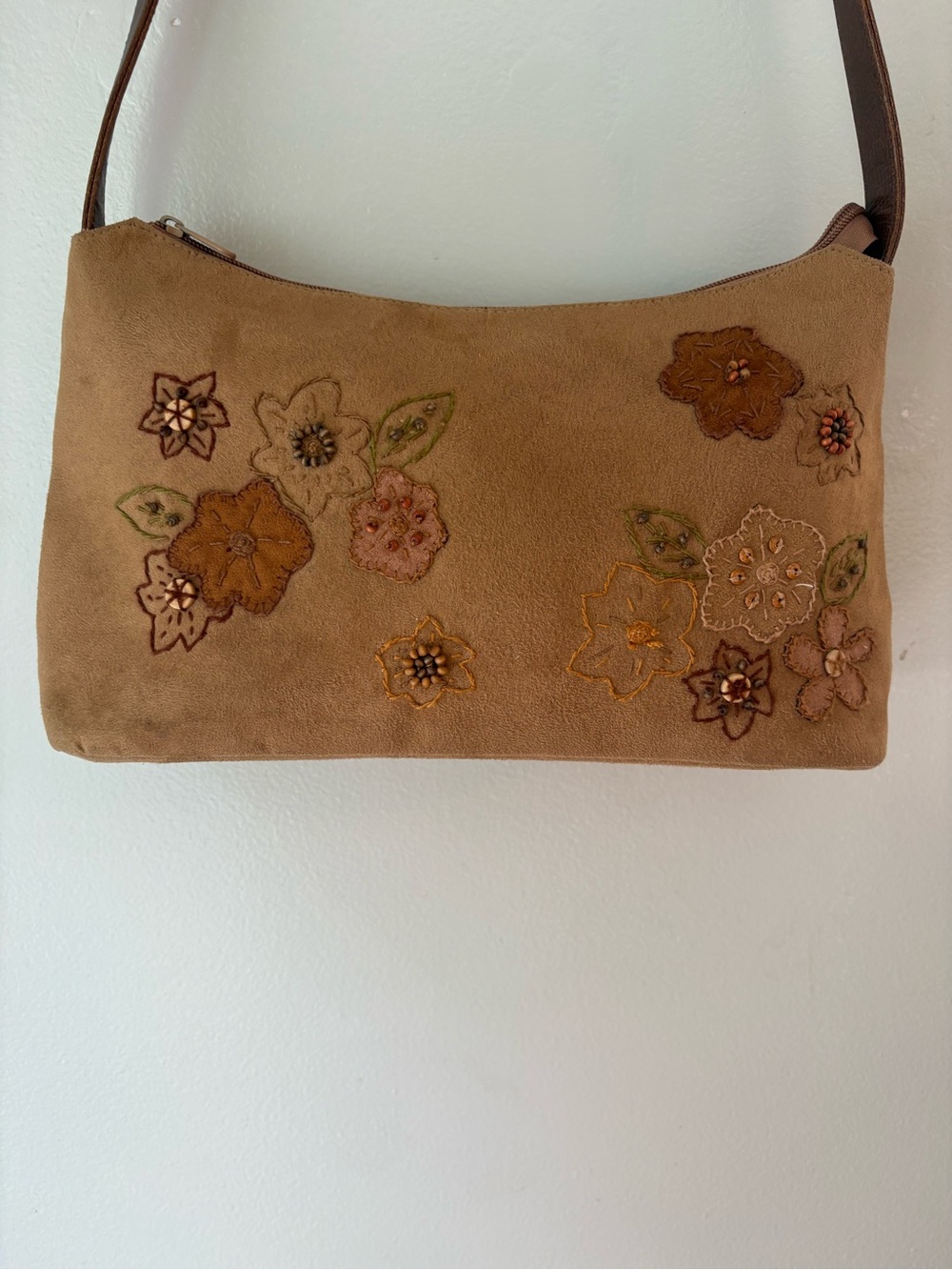 Vintage Cappelli Straworld brown faux suede and beaded floral shoulder bag 12x7”